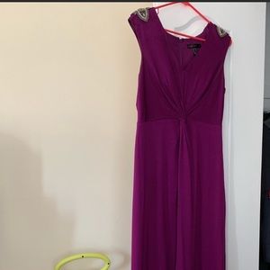 Aidan mattox evening gown